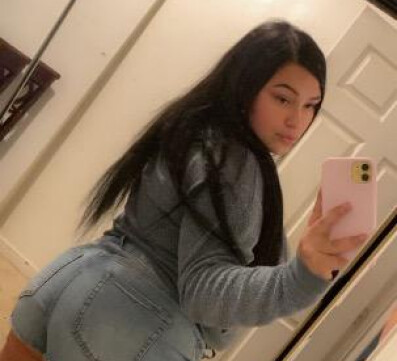 Juicy thick latina🍑💦 AVAILABLE